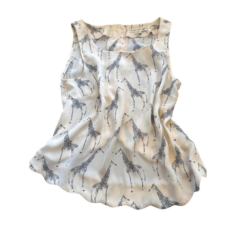 Double Zero Giraffe Print Sleeveless Blouse Cream Black Scalloped Button Back S